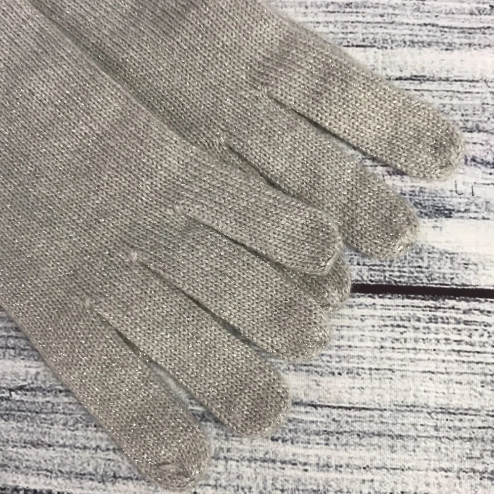 NWT-LACOSTE -Gloves - Picture 2 of 6